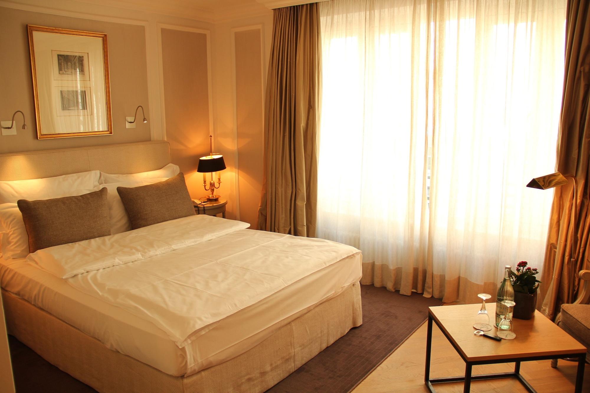 Palace Hotel